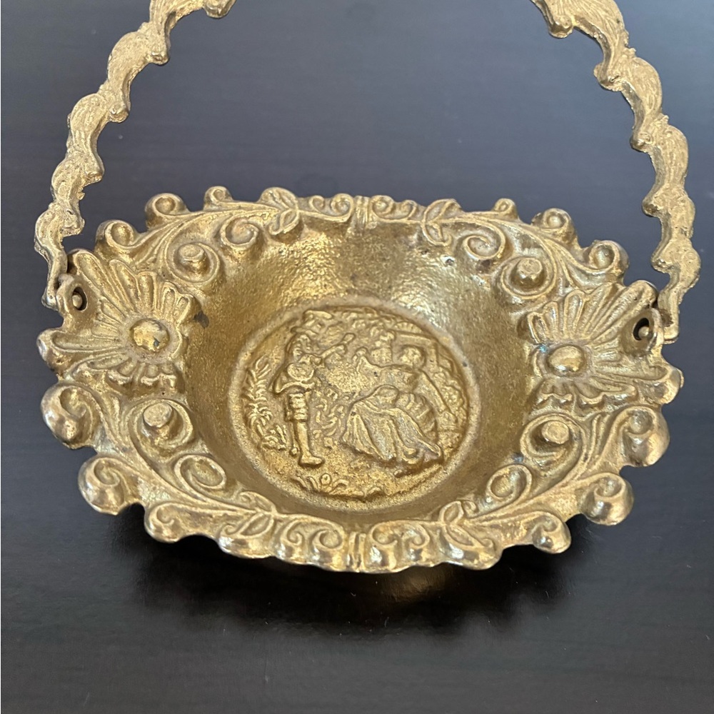 Vintage Ornate Brass Decorative Mini Basket Handle Renaissance Trinket candle